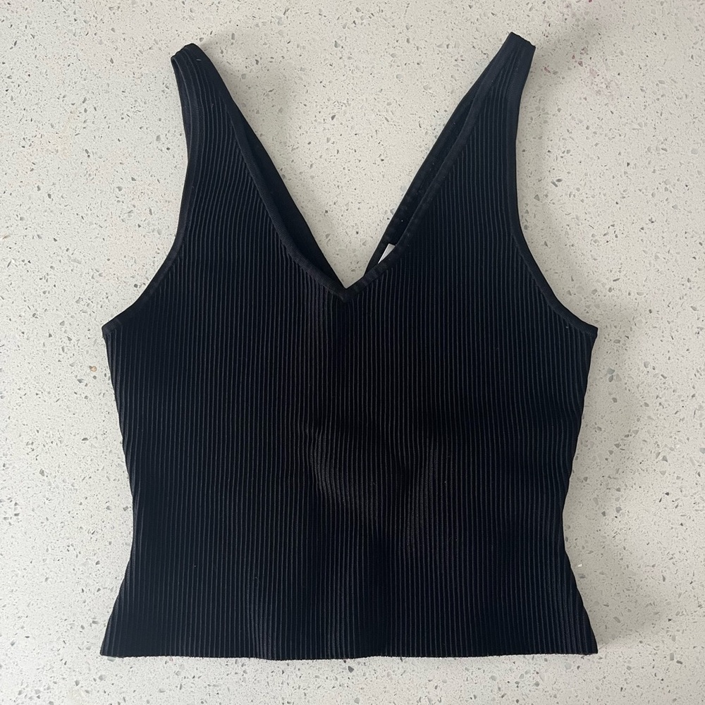 aritzia tank